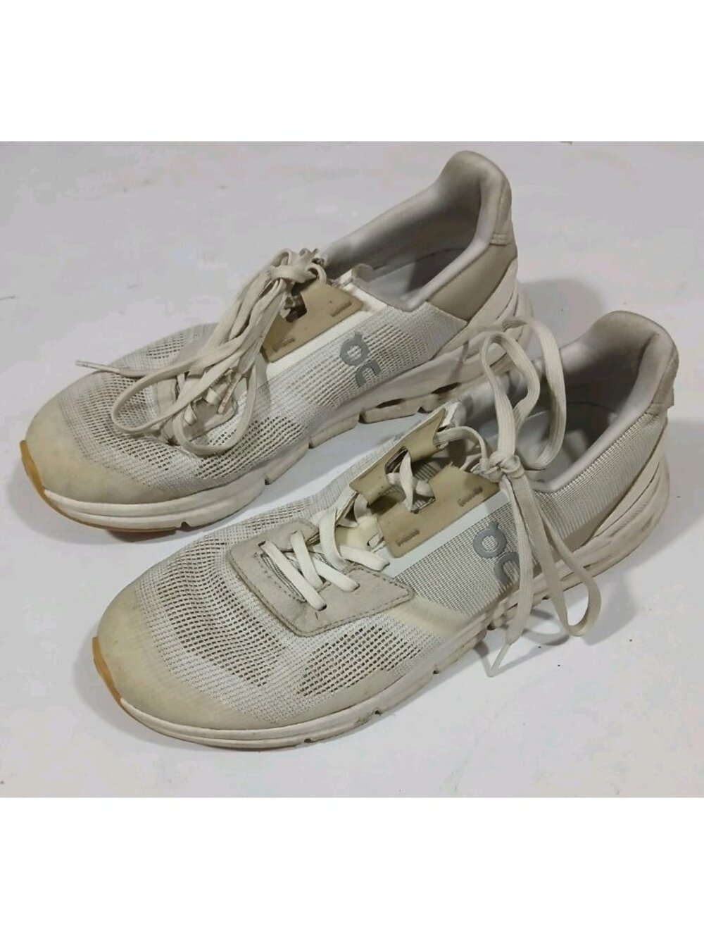 On Cloud Cloudrift Athletic Shoes